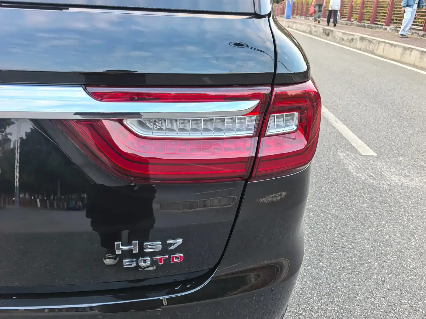 Hongqi HS7 2019 3.0T Automatic 4WD Smart Connection Flag Smooth Edition фото 21