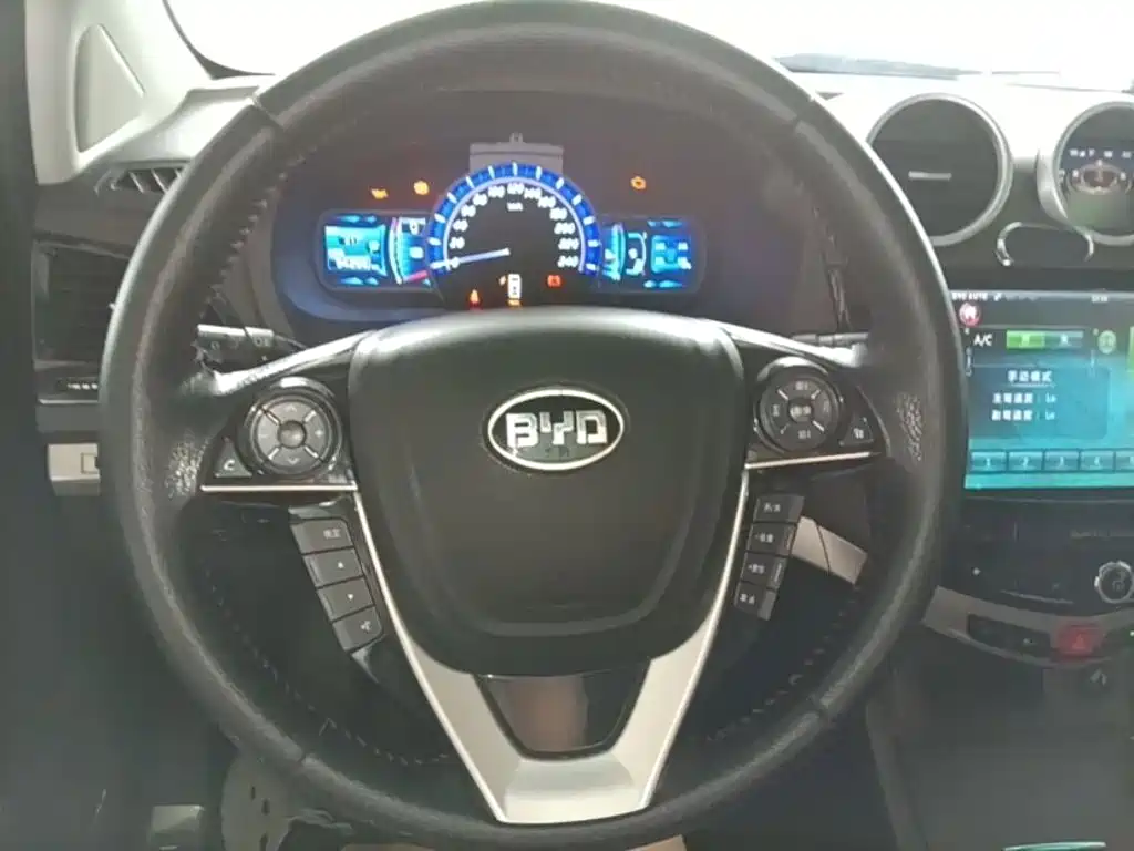 BYD S7 2014 2015 2.0T Automatic Premium