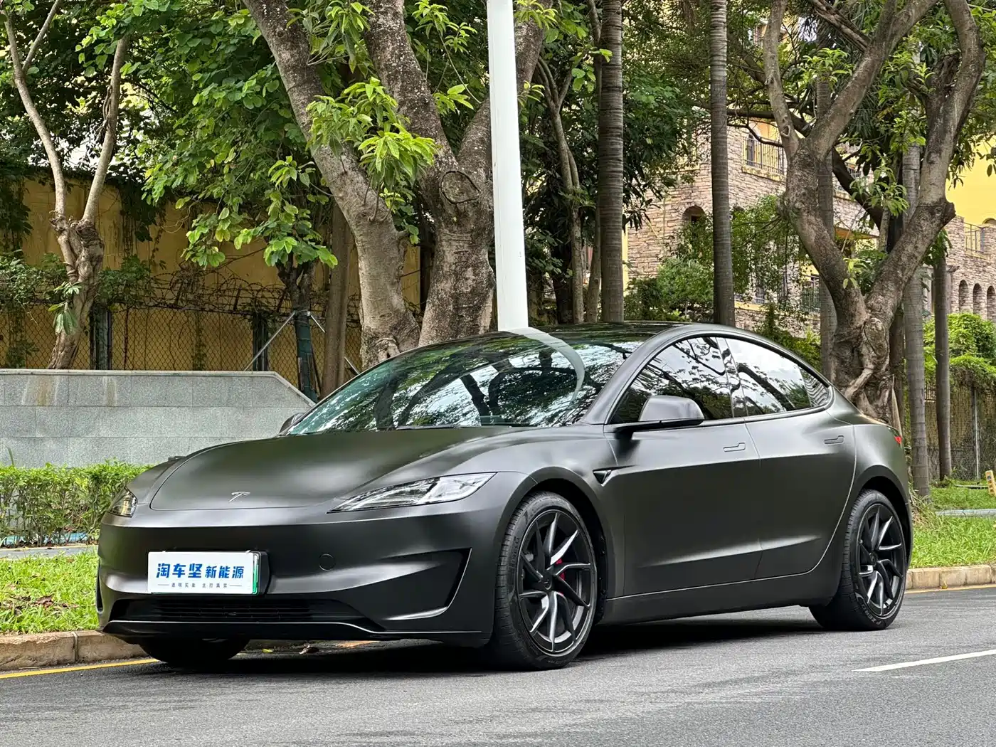 Tesla Model 3 2024 High-Performance All-Wheel Drive Edition