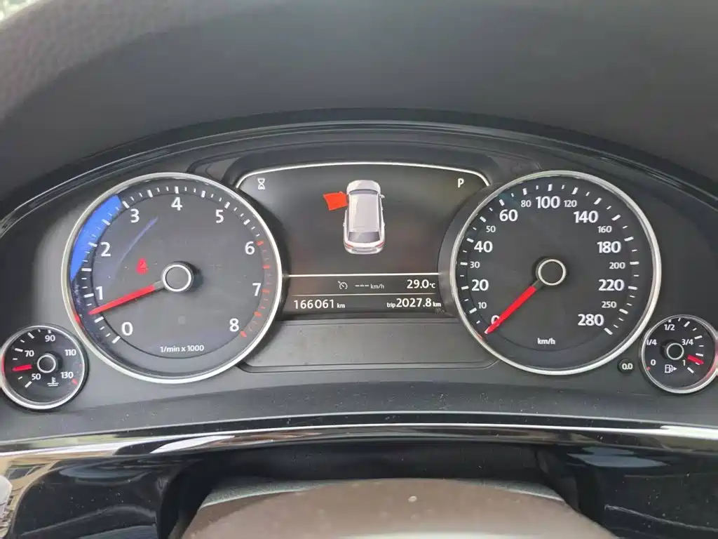 Volkswagen Touareg 2016 2016 3.0TSI Standard