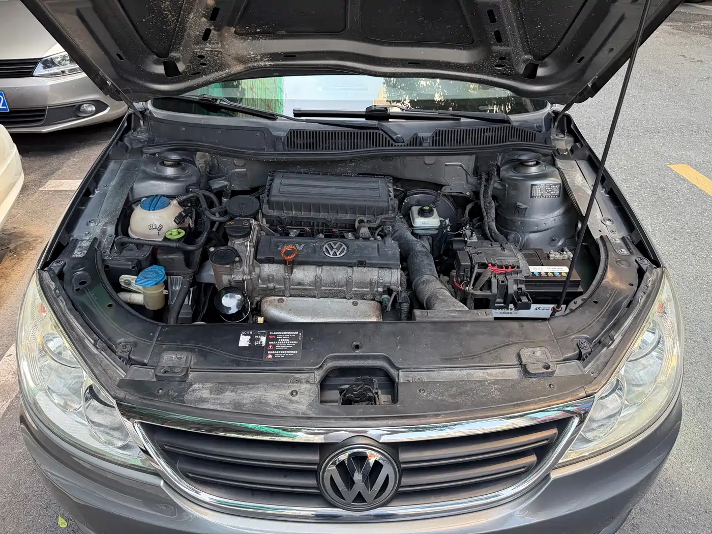 Volkswagen Lavida 2012 2011 1.6L Automatic Leisure Edition