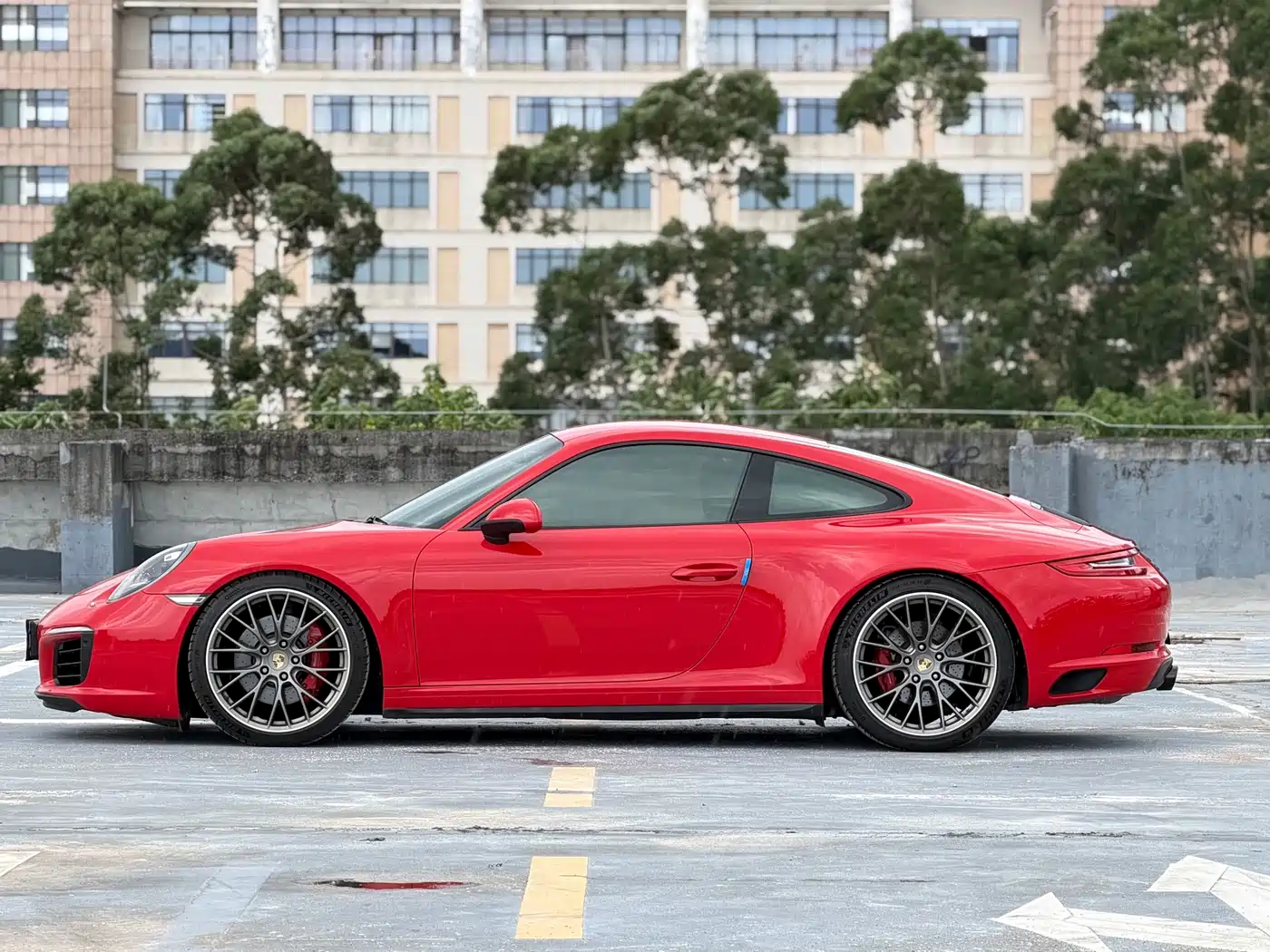Photo 8 - Porsche 911