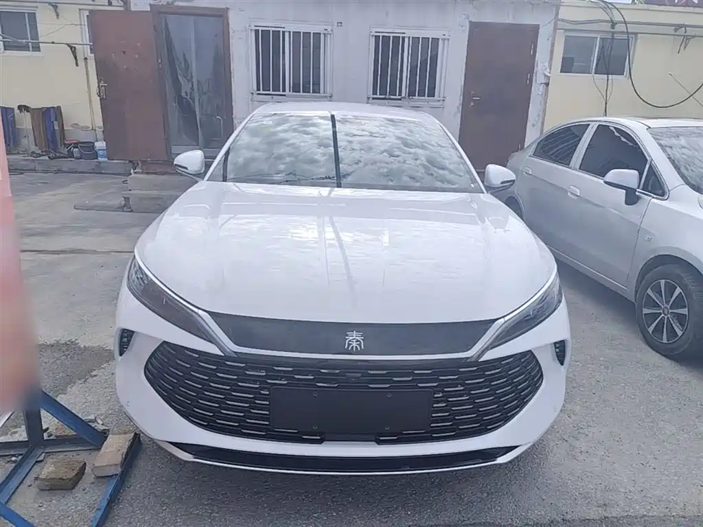BYD Qin L 2026 DM-i 128KM Progressive фото 3