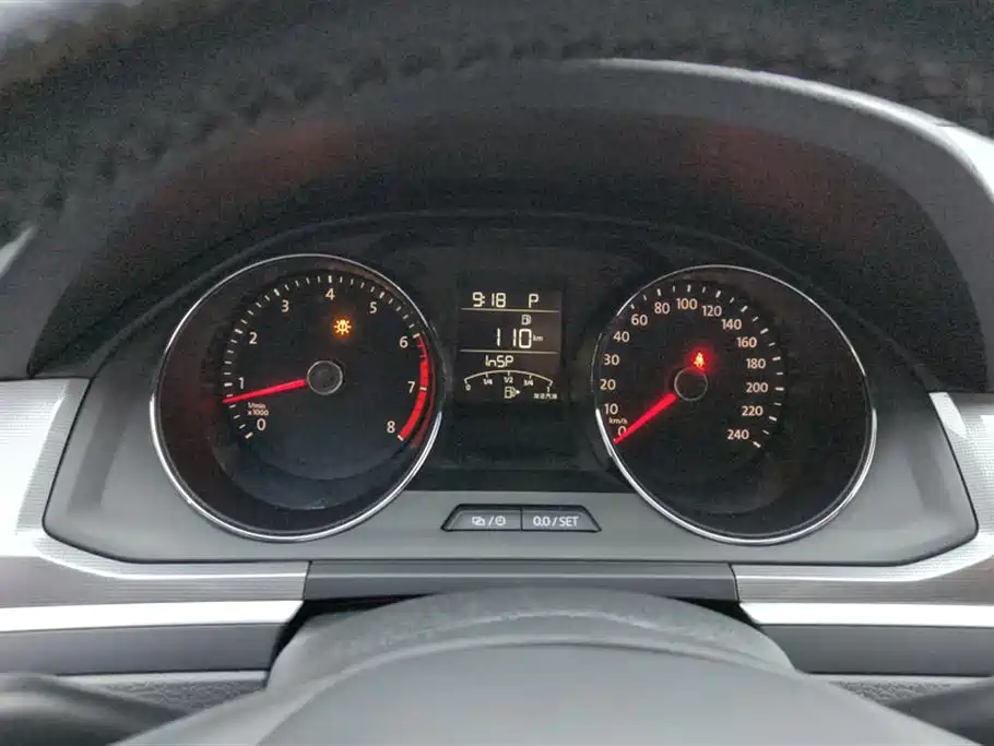 Volkswagen Bora 2018 1.5L Automatic Fashion фото 14