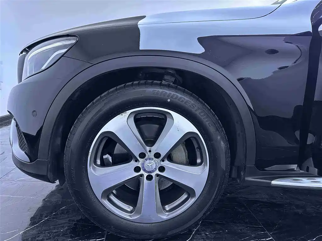 Mercedes-Benz GLC 2016 GLC 260 4MATIC Luxury фото 18