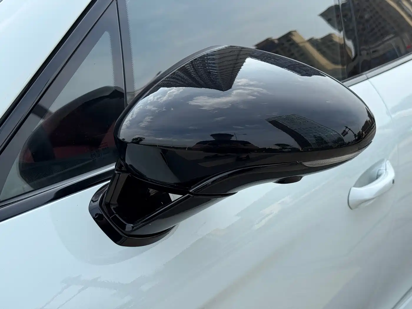 Porsche Panamera 2014 Panamera 4 3.0T фото 16