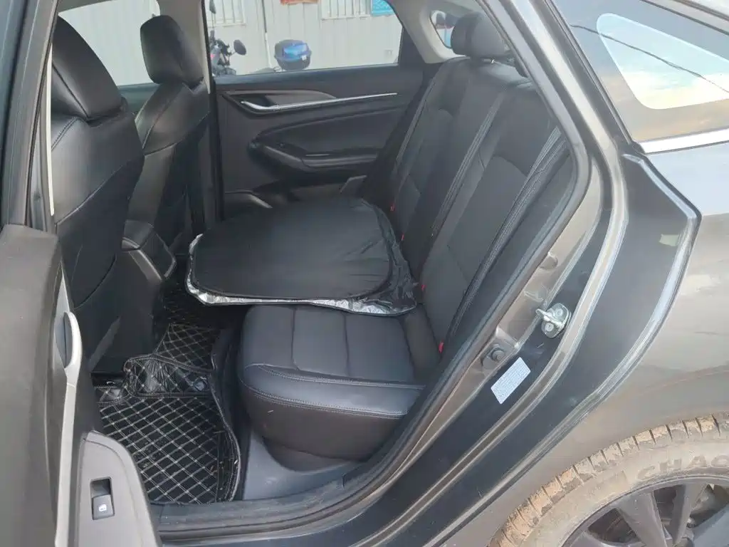 Photo 13 - Changan Eado