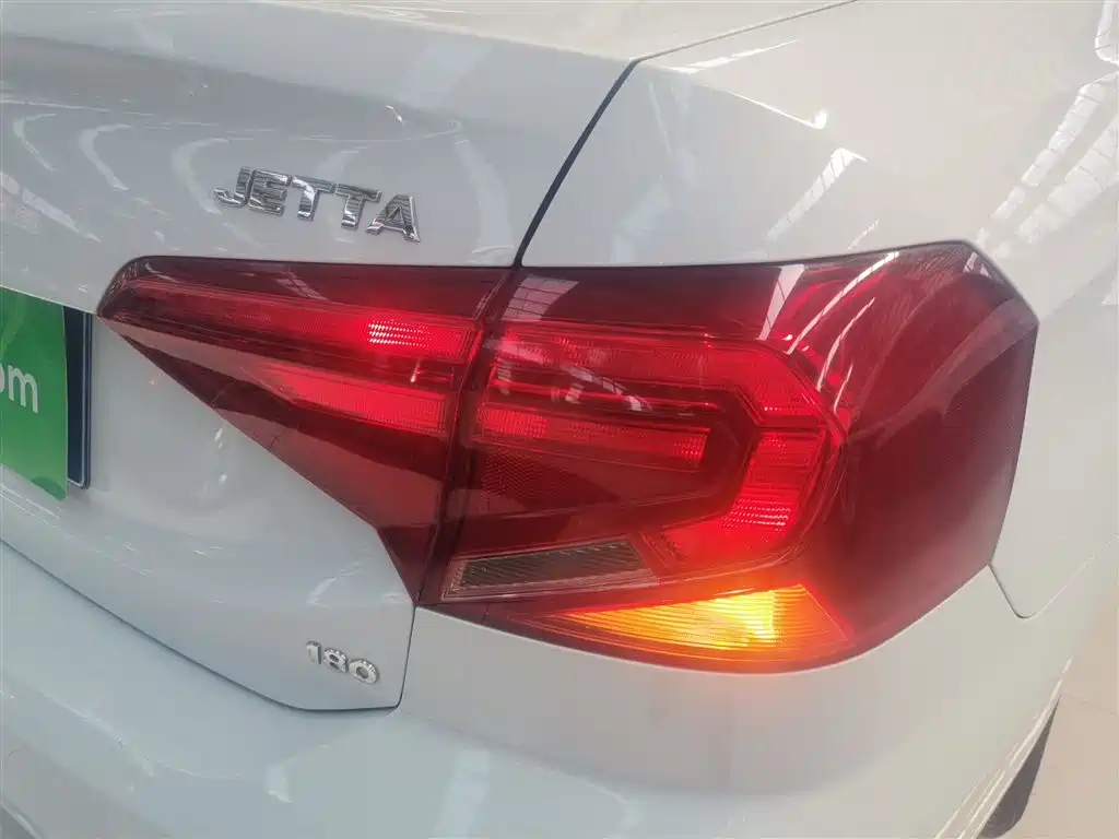 Volkswagen Jetta 2019 Dream Edition 1.5L Auto Fashion фото 8