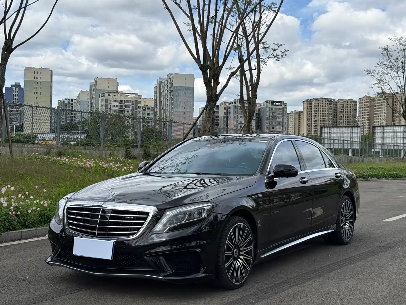 Mercedes-Benz S-Class AMG