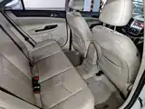 Фото 9 - BYD e5