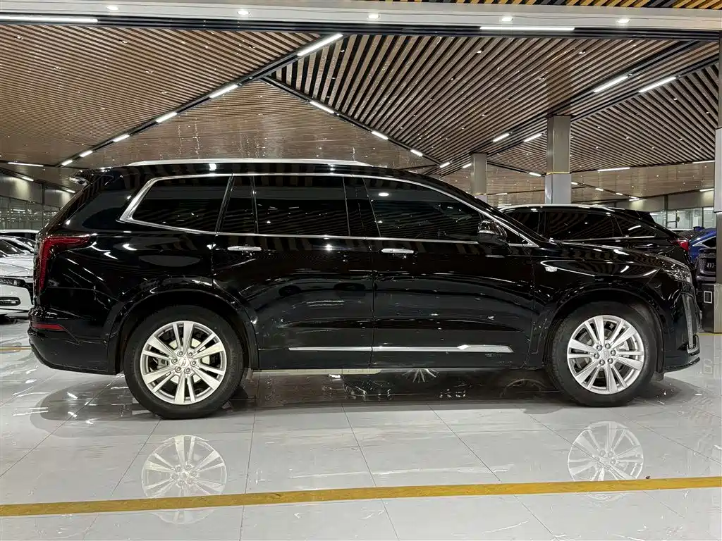 Cadillac XT6 2020 2020 28T 6-Seater Luxury Model