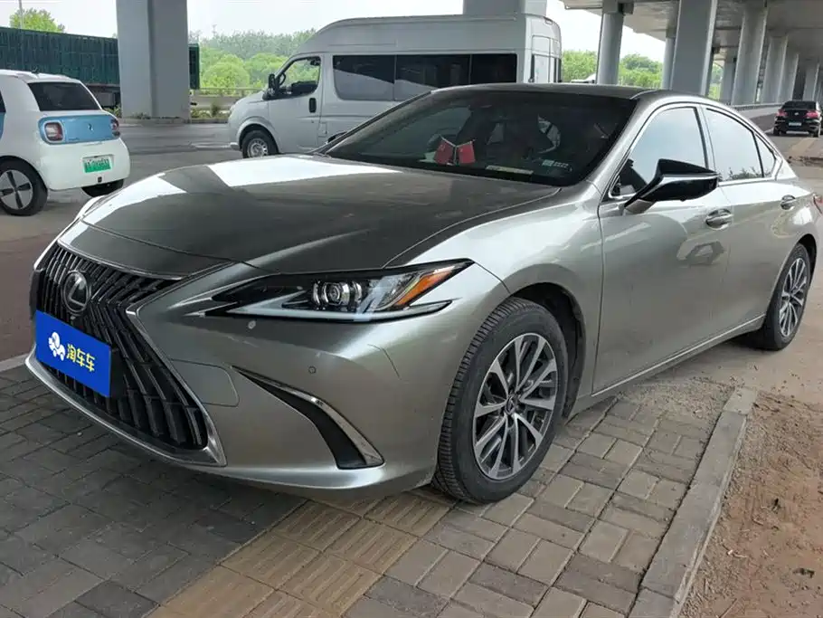 Lexus ES 2023 200 Excellence Edition