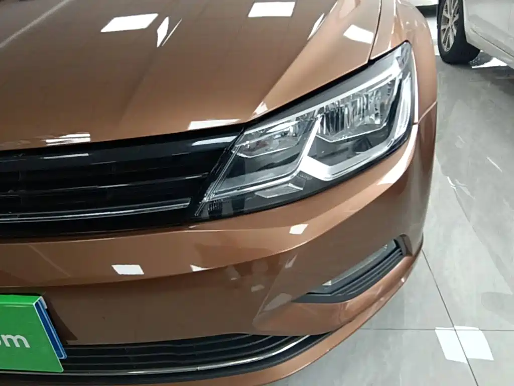 Volkswagen Lamando 2015 2015 280TSI DSG Comfort
