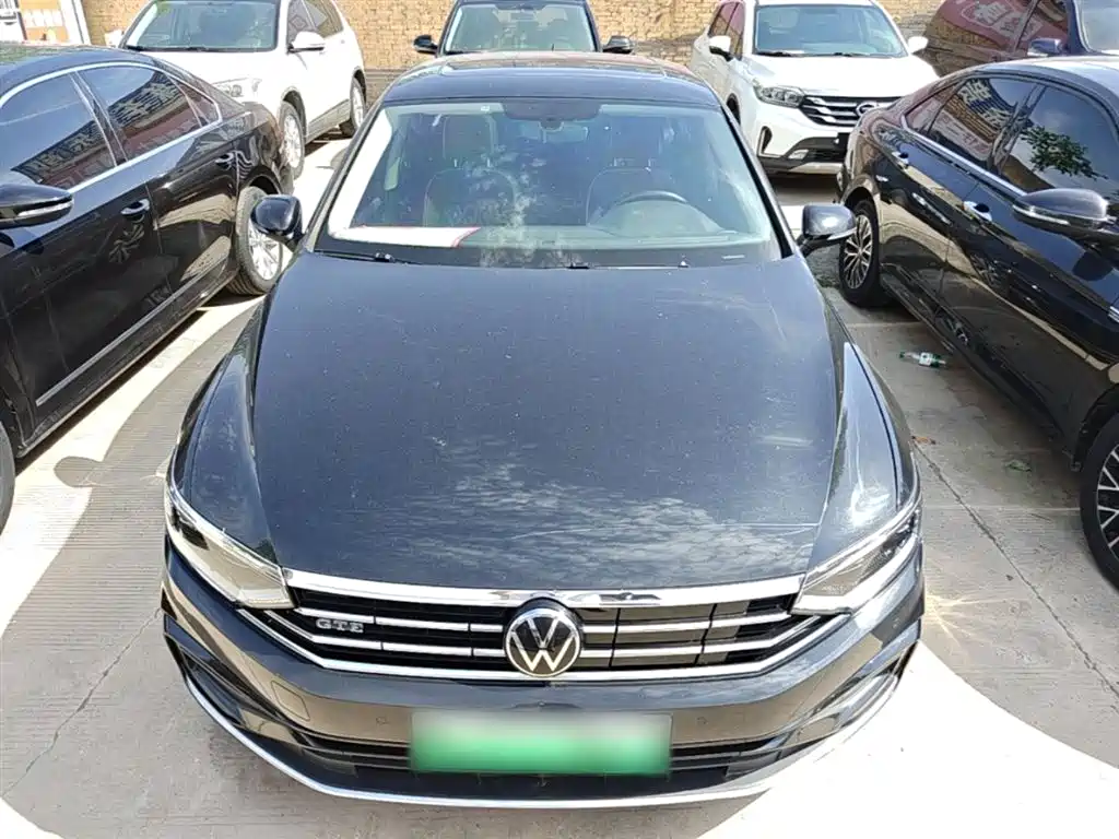 VOLKSWAGEN MAGOTAN GTE PLUG-IN HYBRID