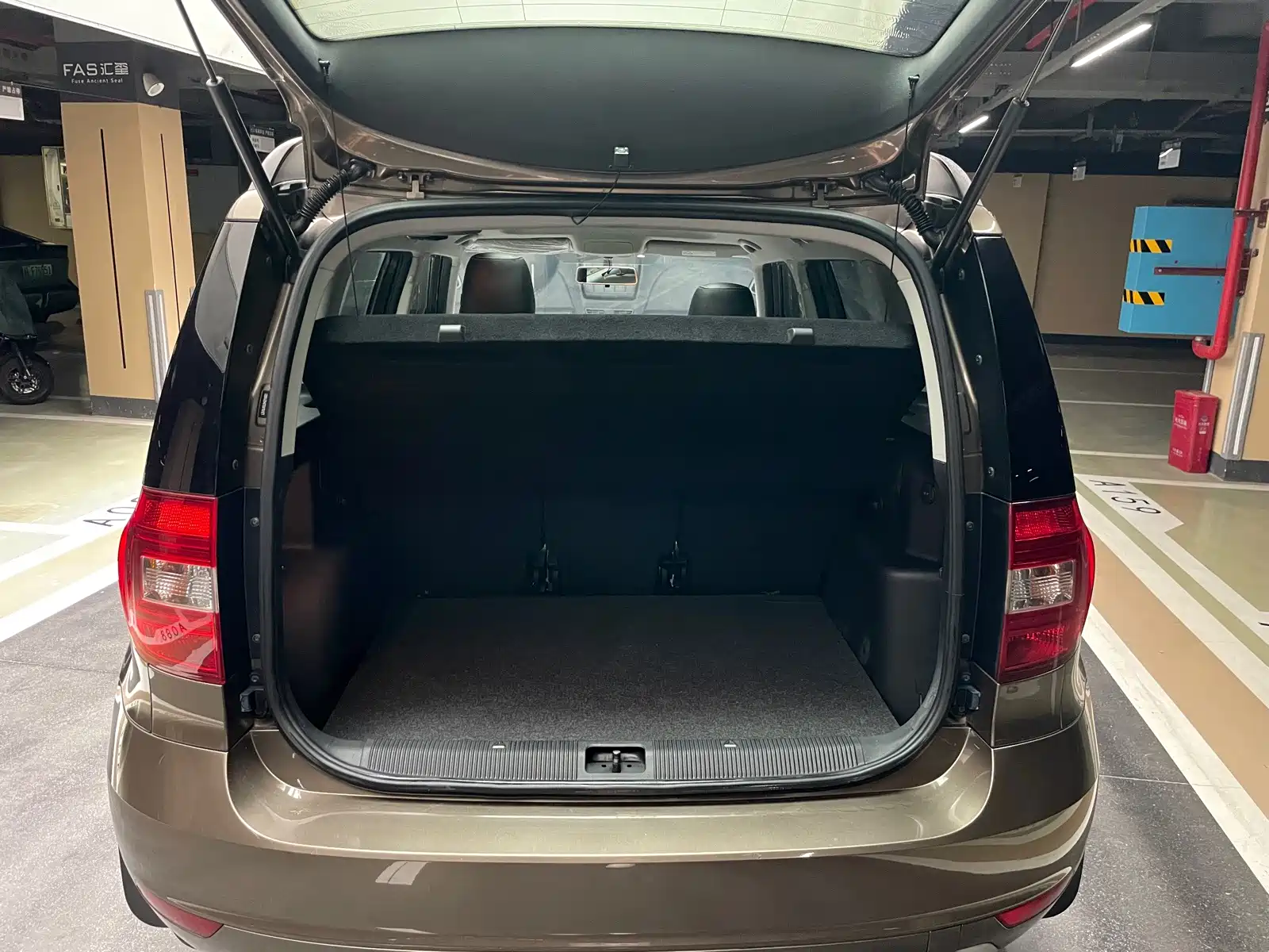 صورة 12 - Škoda Yeti