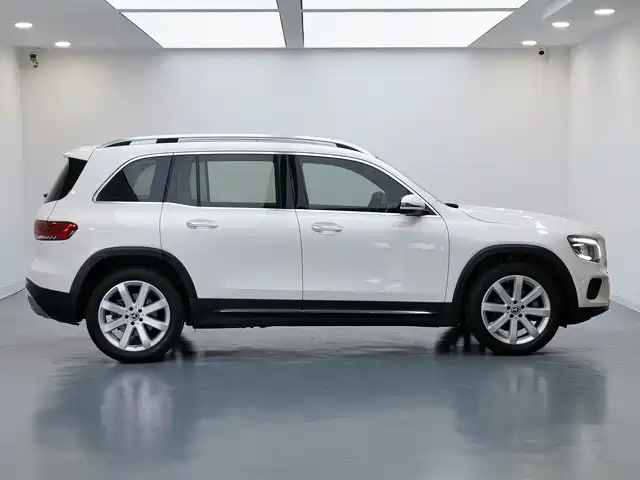 Mercedes-Benz GLB 2020 Facelift GLB 200 Style фото 8