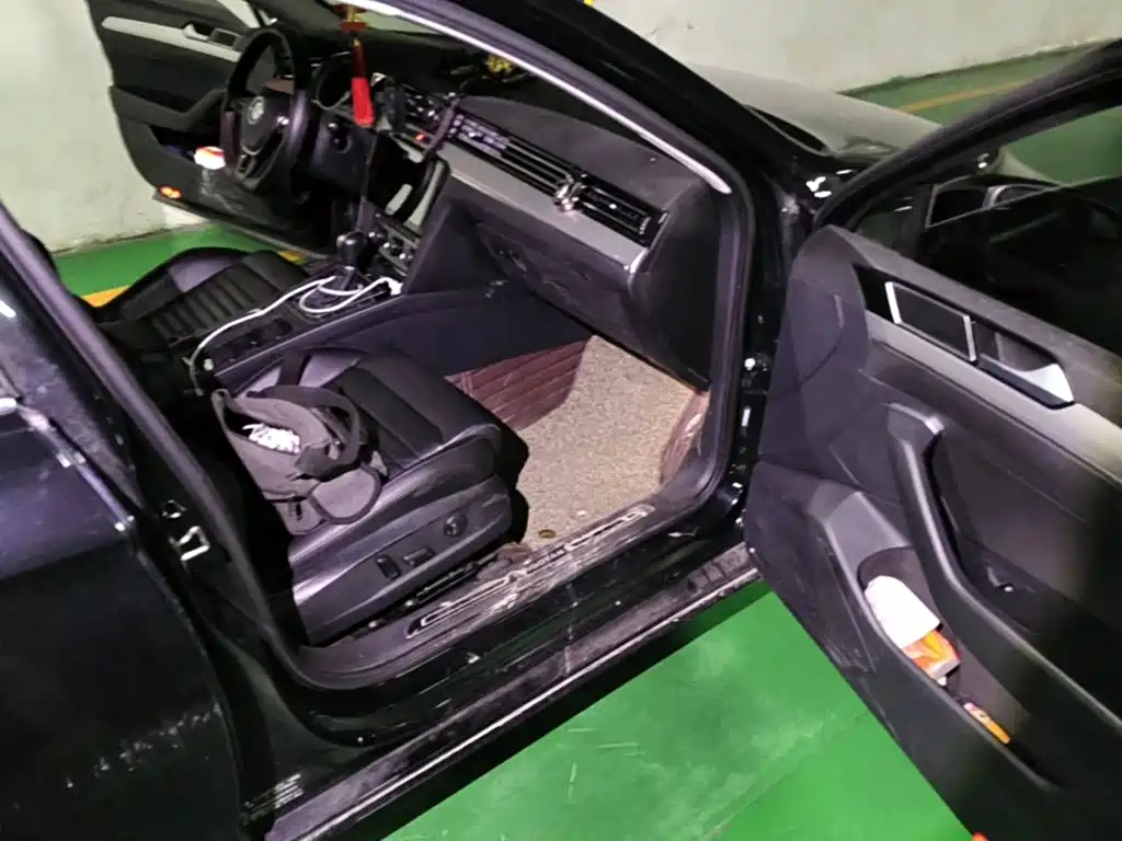 Photo 13 - Volkswagen Magotan