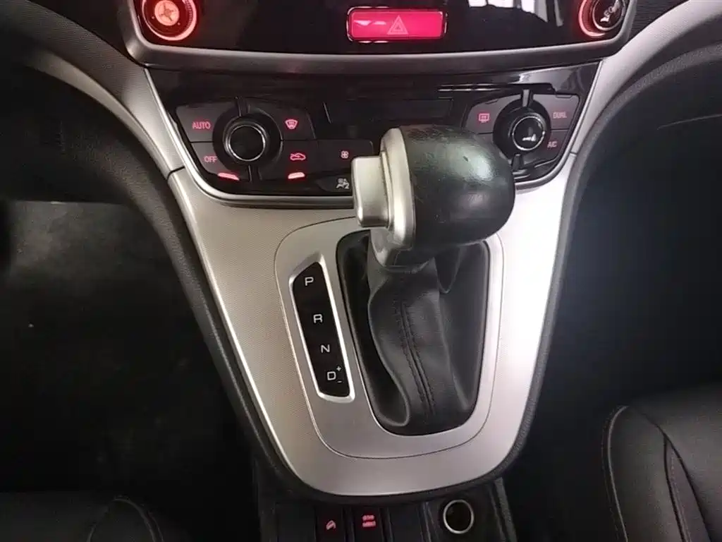 Haval M6 2019 1.5T DCT 2WD Elite Type China VI фото 14