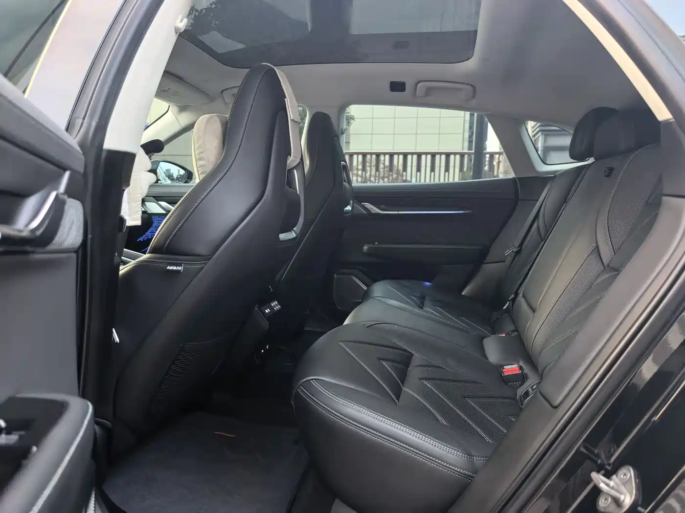 ZEEKR EXTREME KRYPTON 001