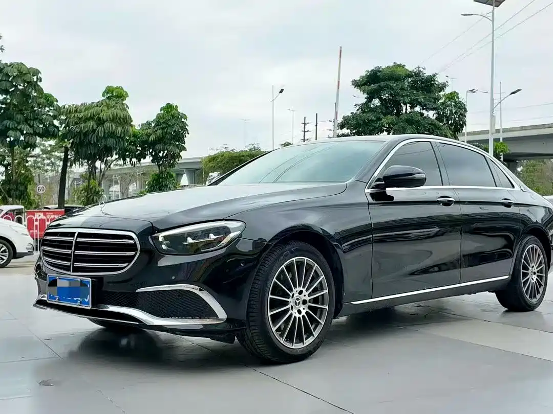  E CLASS