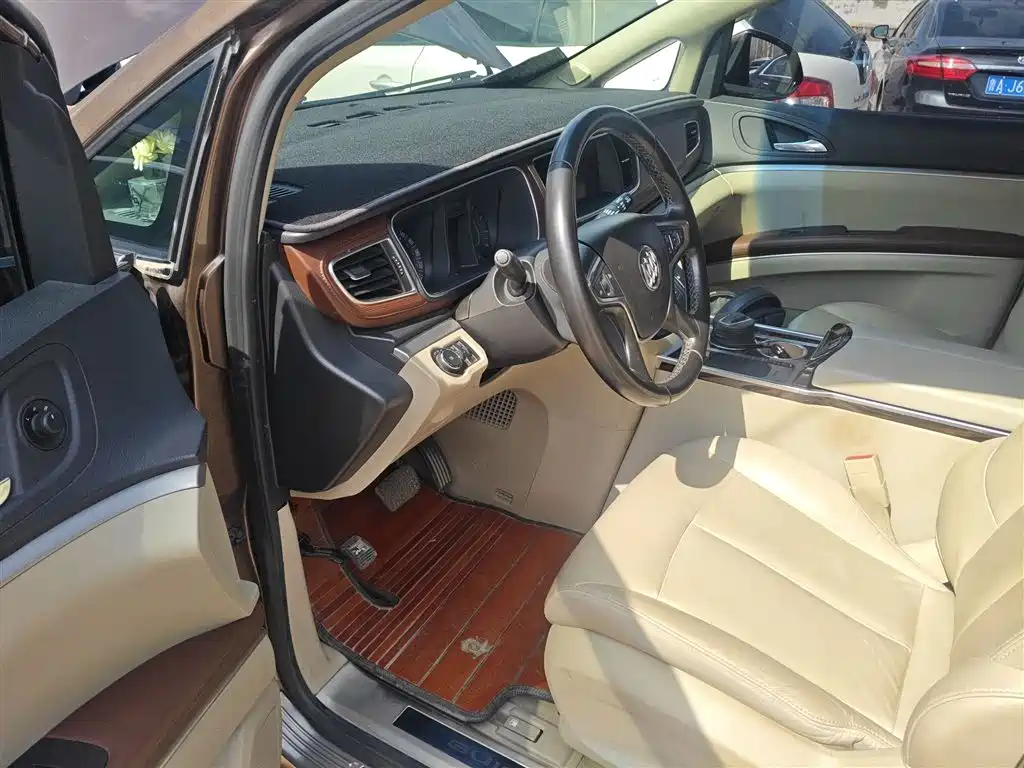 Buick GL8 2018 28T Luxury Model China VI фото 16