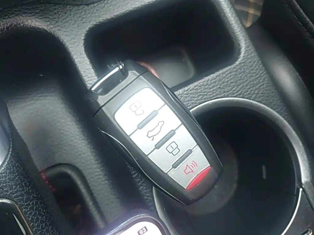 Haval M6 2017 1.5T Automatic 2WD Elite фото 9
