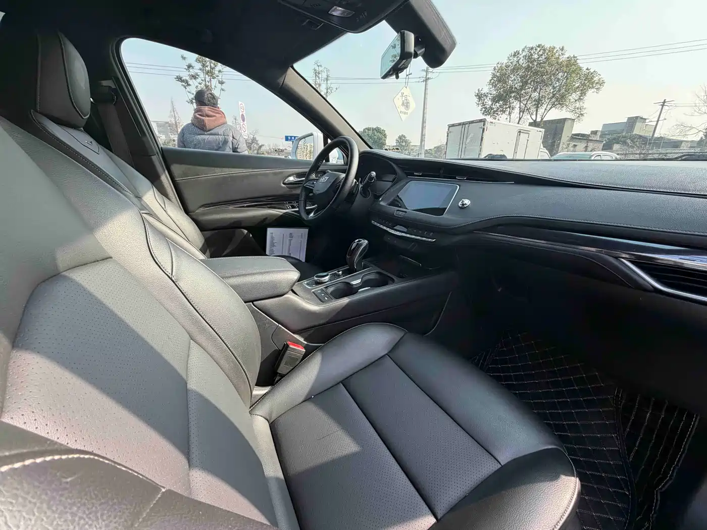 Cadillac XT4 2018 Model 28T 2WD Technology фото 8