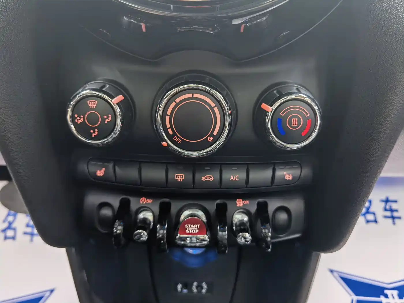 MINI 2016 1.5T COOPER фото 12