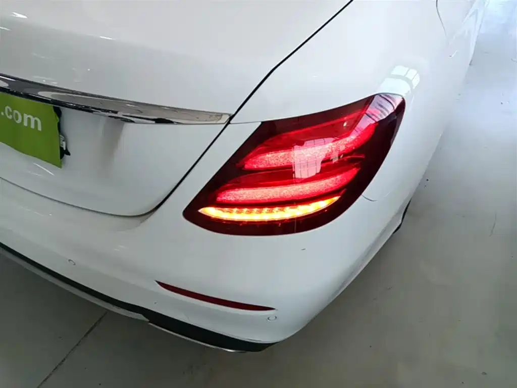 Mercedes-Benz E-Class 2019 Facelift E 300 L Sport Fashion фото 8