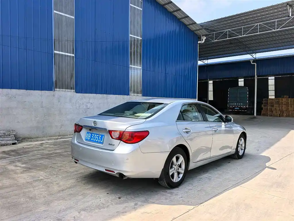 Toyota Reiz 2010 2.5S Elegance Elite Edition фото 4