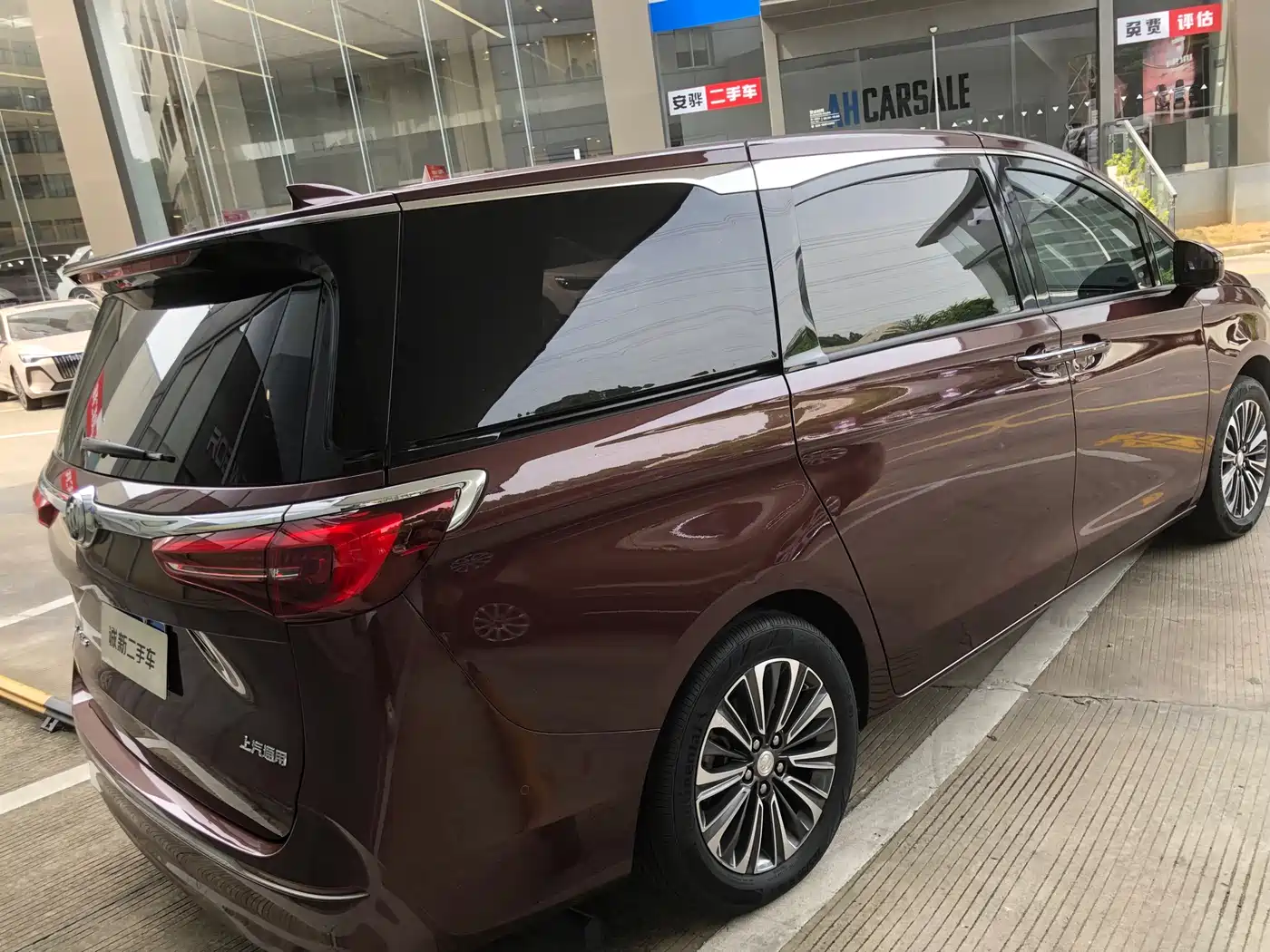Buick GL8 2022 ES Landmark 653T Luxury фото 3