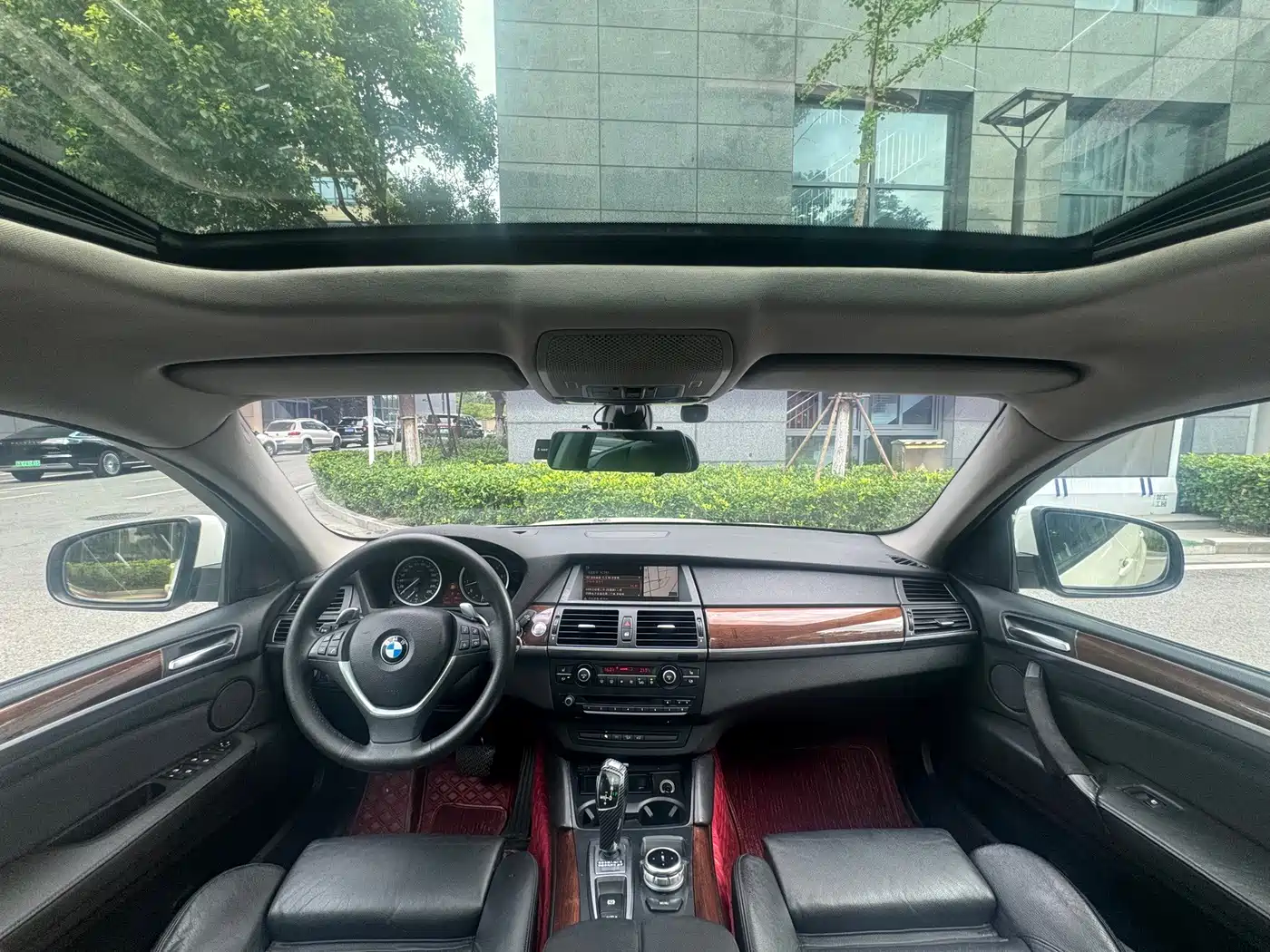 Фото 17 - BMW X6