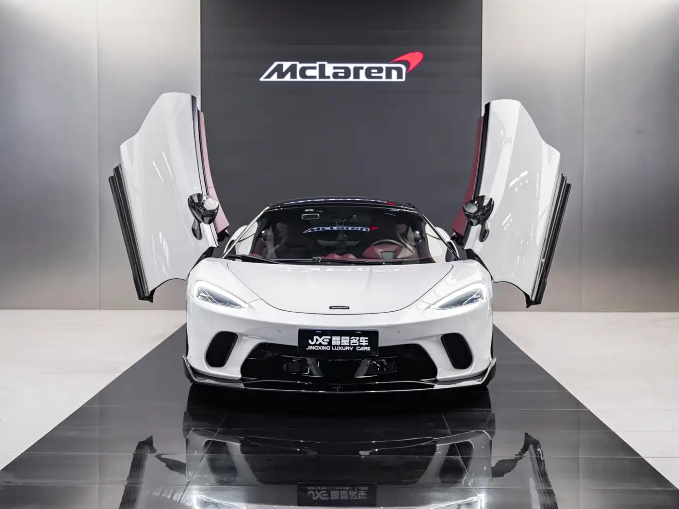 McLaren GT 2023 2023 4.0T Standard Model