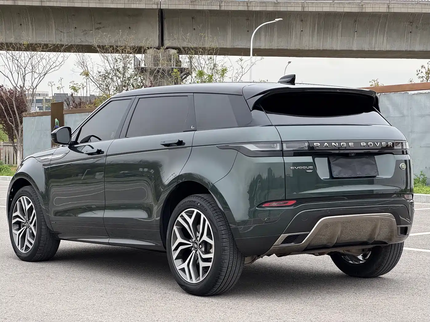 LAND ROVER RANGE ROVER AURORA