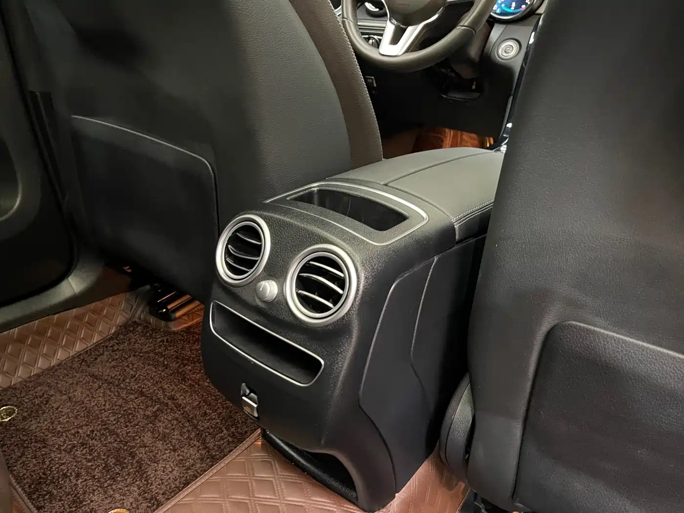 Mercedes-Benz GLC 2022 Facelift III GLC 260 L 4MATIC Dynamic фото 13