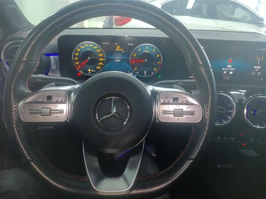 MERCEDES-BENZ CLA (IMPORT)