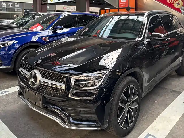 Mercedes-Benz GLC 2023