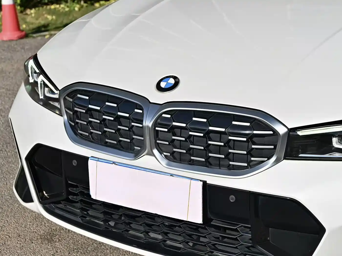 BMW 3 Series 2023 325i M Sport Package фото 6