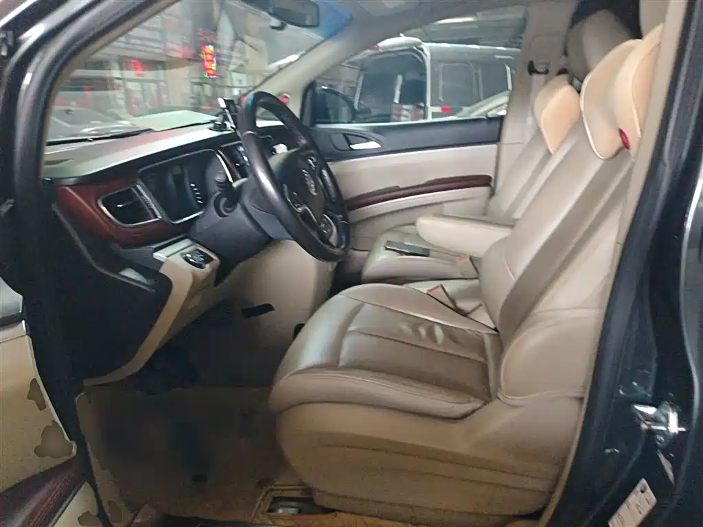 Buick GL8 2018 28T Luxury Model China VI фото 7