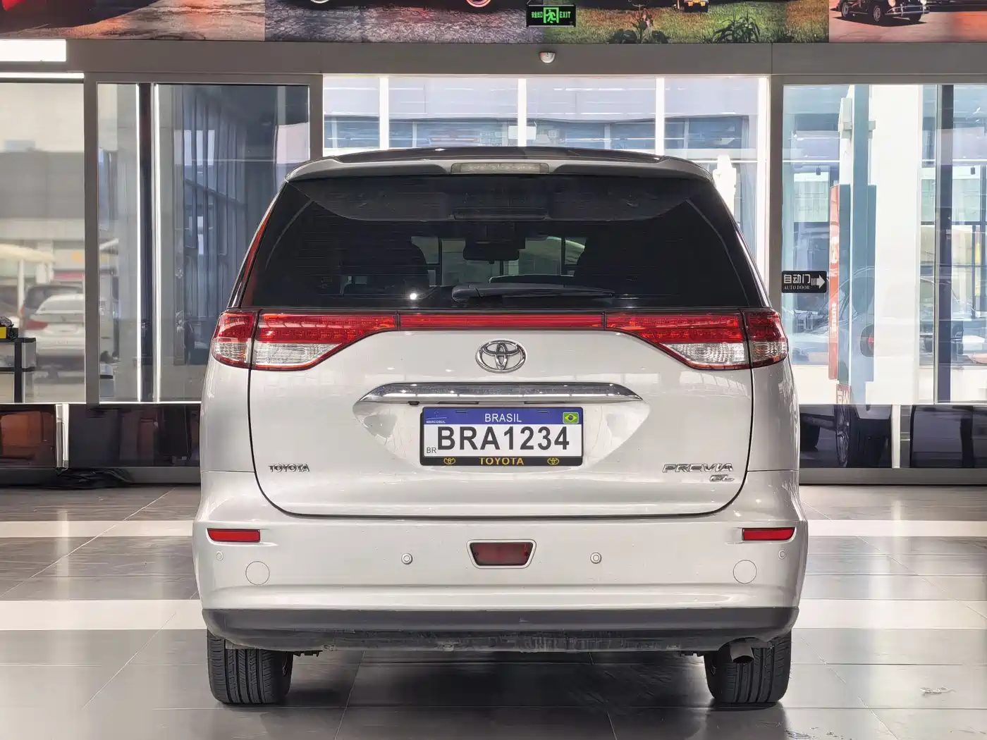 Toyota Previa 2012 2.4L 7-Seater Standard Edition фото 11
