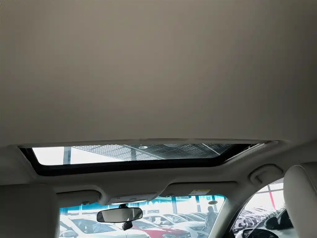 Buick Excelle 2019 15T Manual Elite Type China VI фото 18