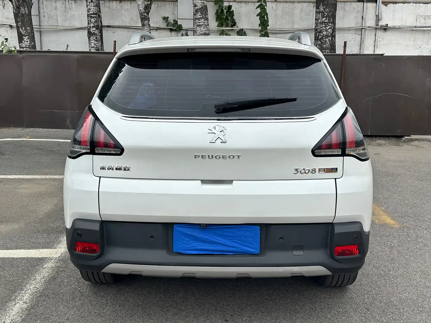 Peugeot 3008 2017 2016 1.6THP Automatic Standard Edition