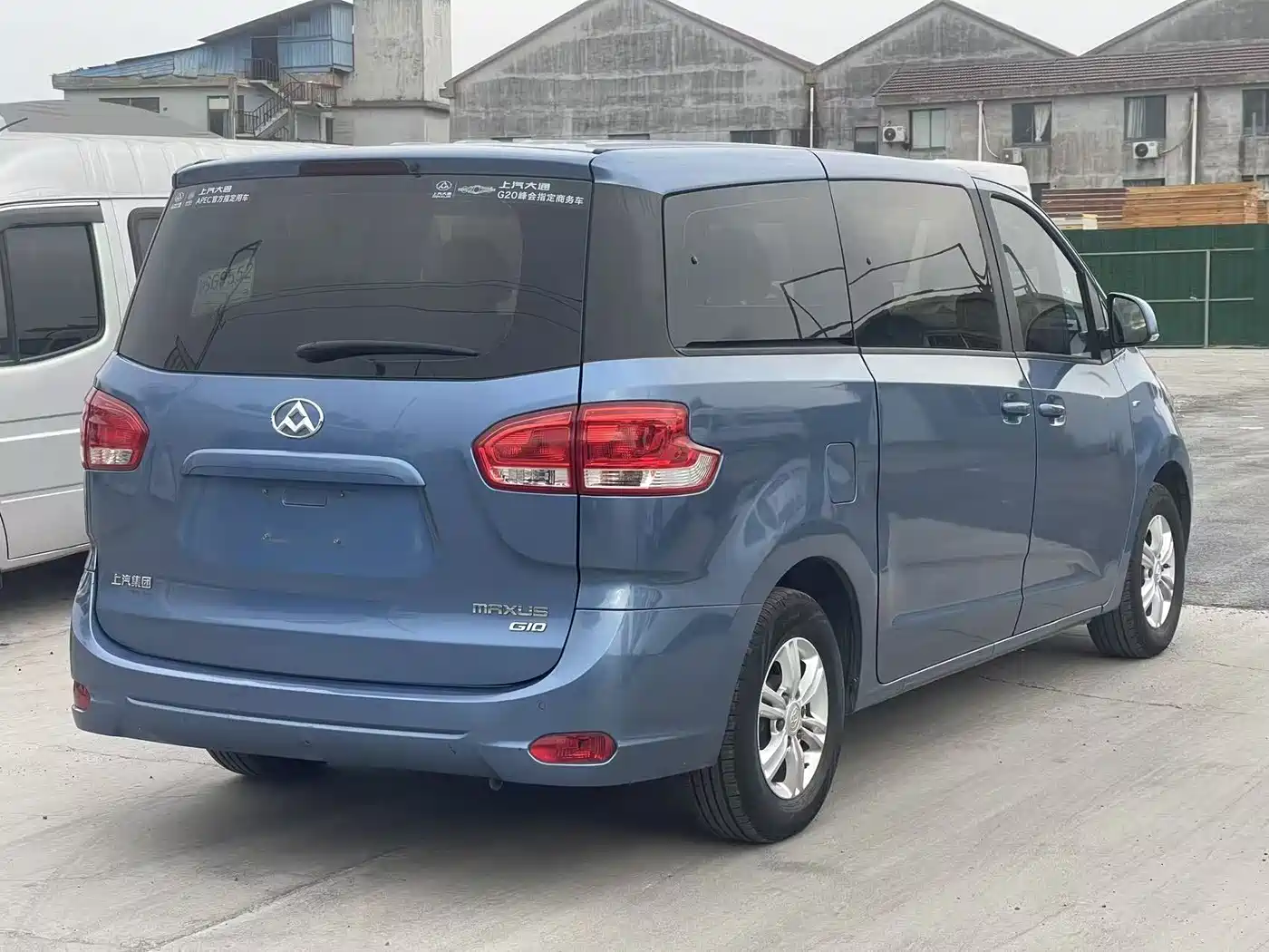 SAIC Maxus Maxus G10 2016 2.0T Automatic Executive Edition фото 11