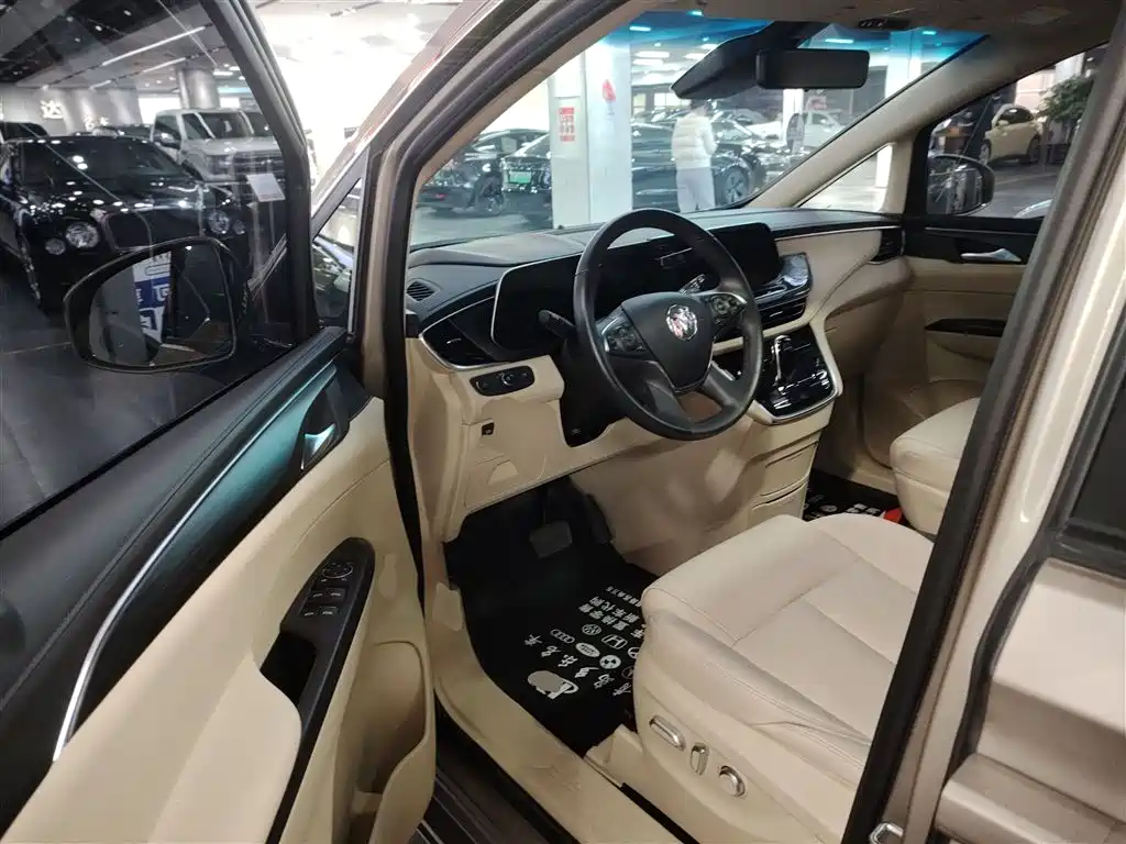 Buick GL8 2023 ES Landmaster Exclusive фото 12
