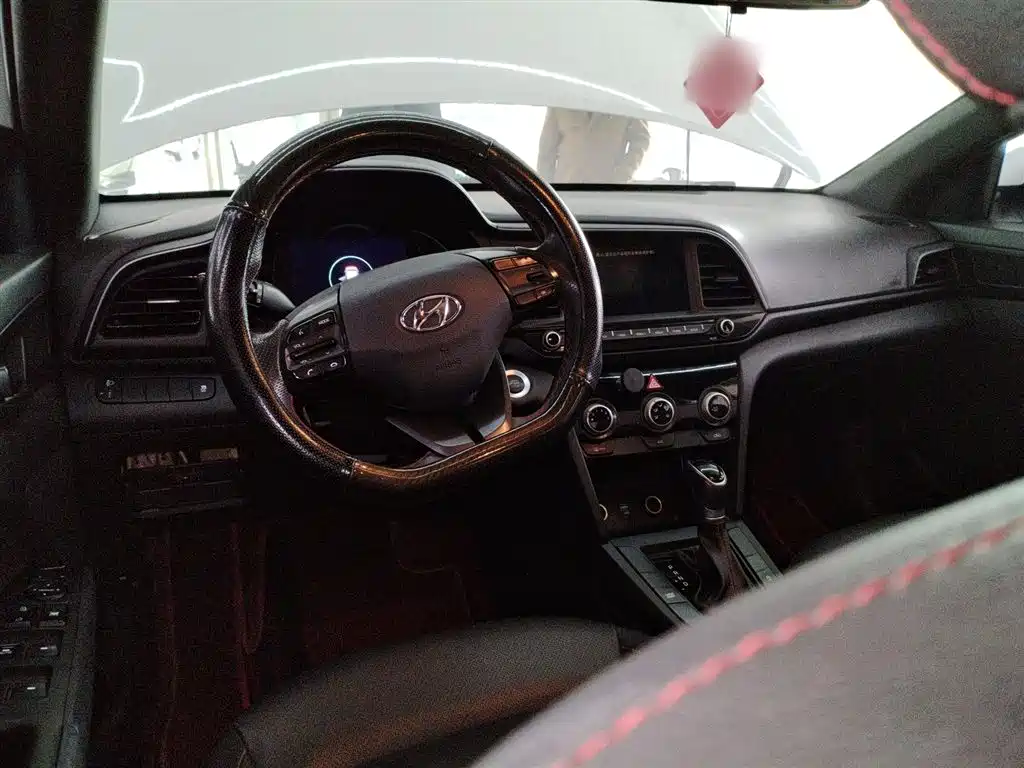 Hyundai Elantra 2019 1.4T Dual-clutch XuanDong·Vitality Type фото 10