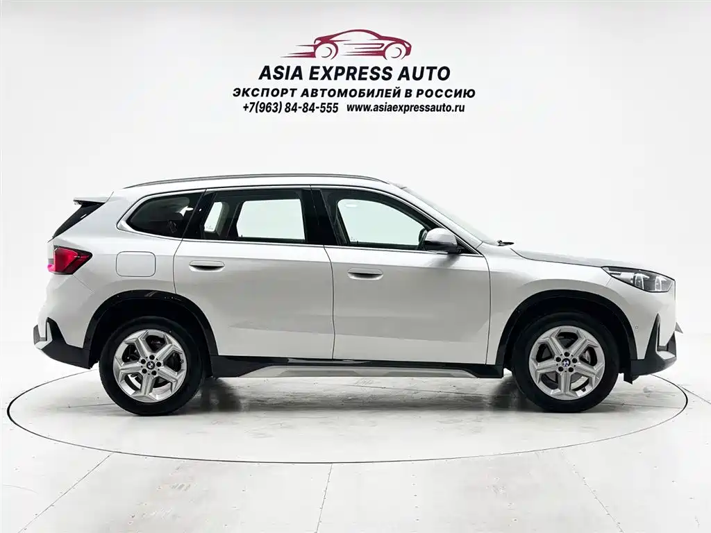 BMW X1 2023 sDrive20Li X Design Package фото 9