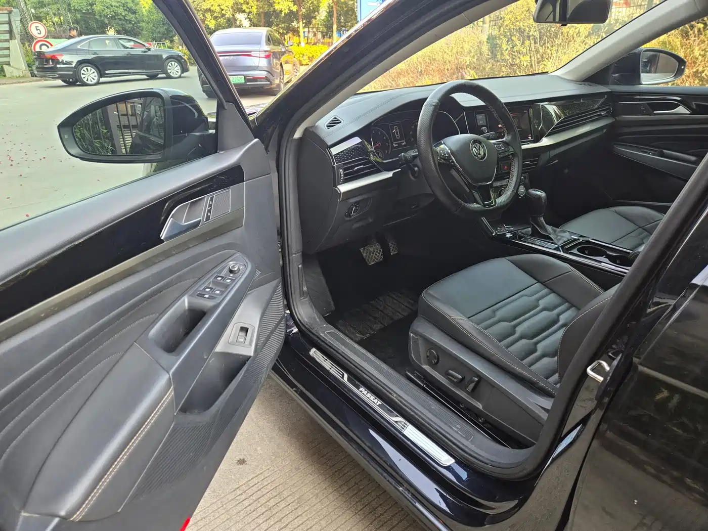 Volkswagen Passat 2020 330TSI Elite Edition China VI фото 5