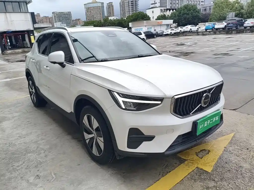 صورة 4 - Volvo XC40