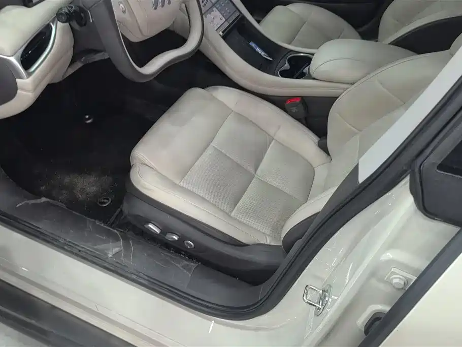 ZHIJI AUTOMOBILE ZHIJI L6