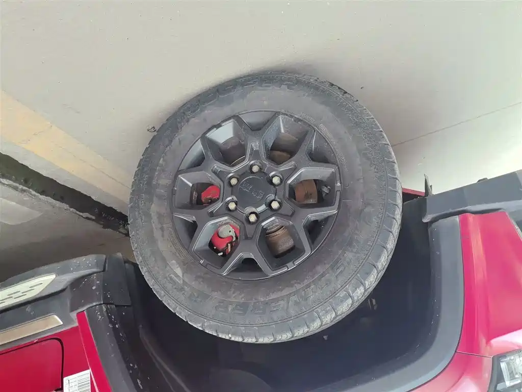 BAIC ORV Beijing Offroad BJ40 2023 2.0D Automatic 4WD Blade Hero Edition Knight Type фото 25